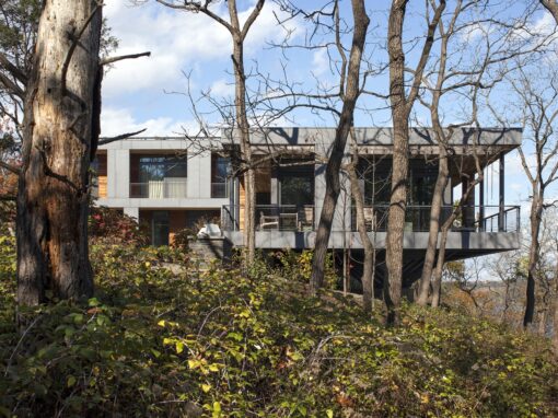 RIVERHOUSE